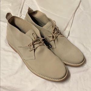 Men’s shoes